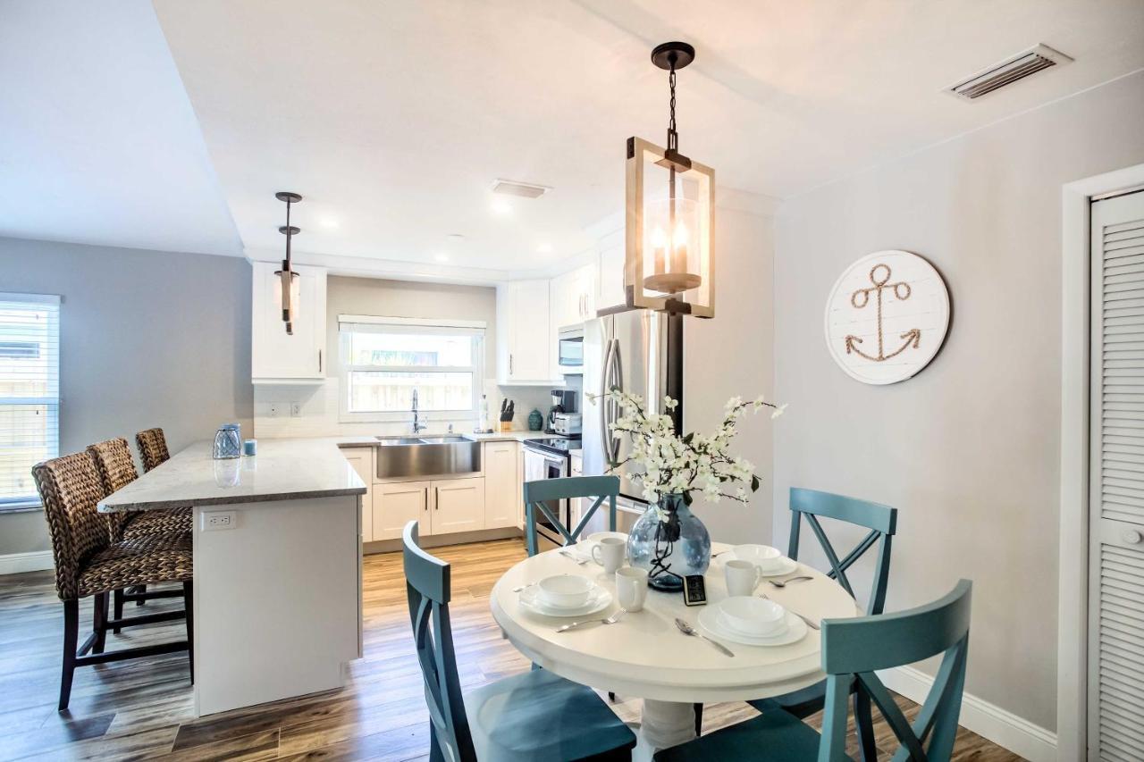 Naples Home With Lanai And Pool Near Vanderbilt Beach! Eksteriør bilde