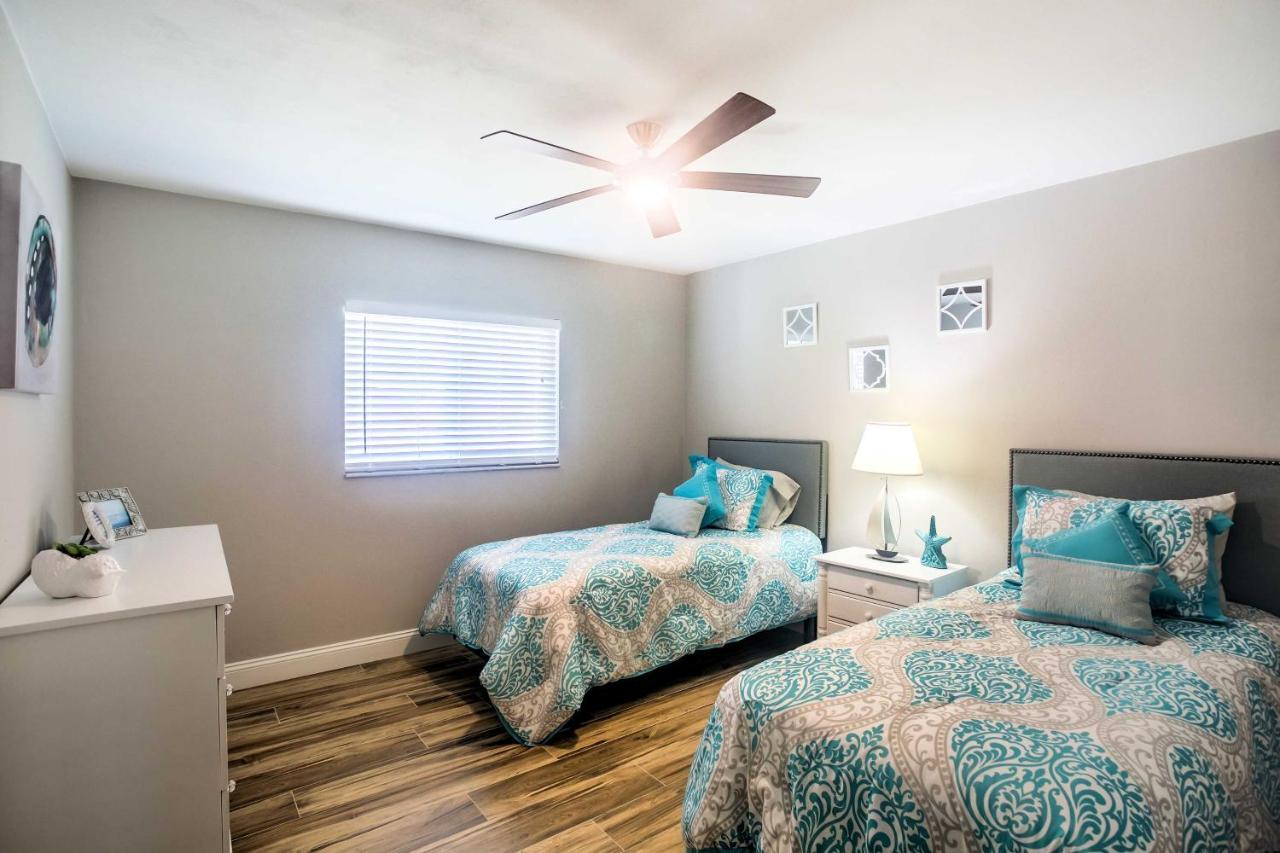 Naples Home With Lanai And Pool Near Vanderbilt Beach! Eksteriør bilde